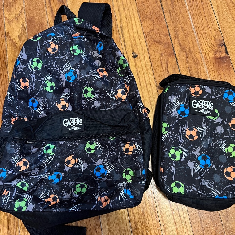 Smiggle backpack and lunchbox